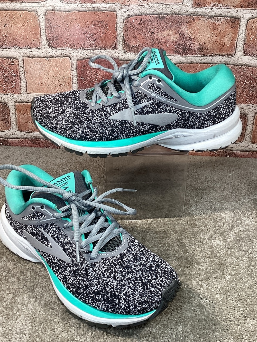 Brooks Launch 5 women’s running shoes sneakers size 6.5